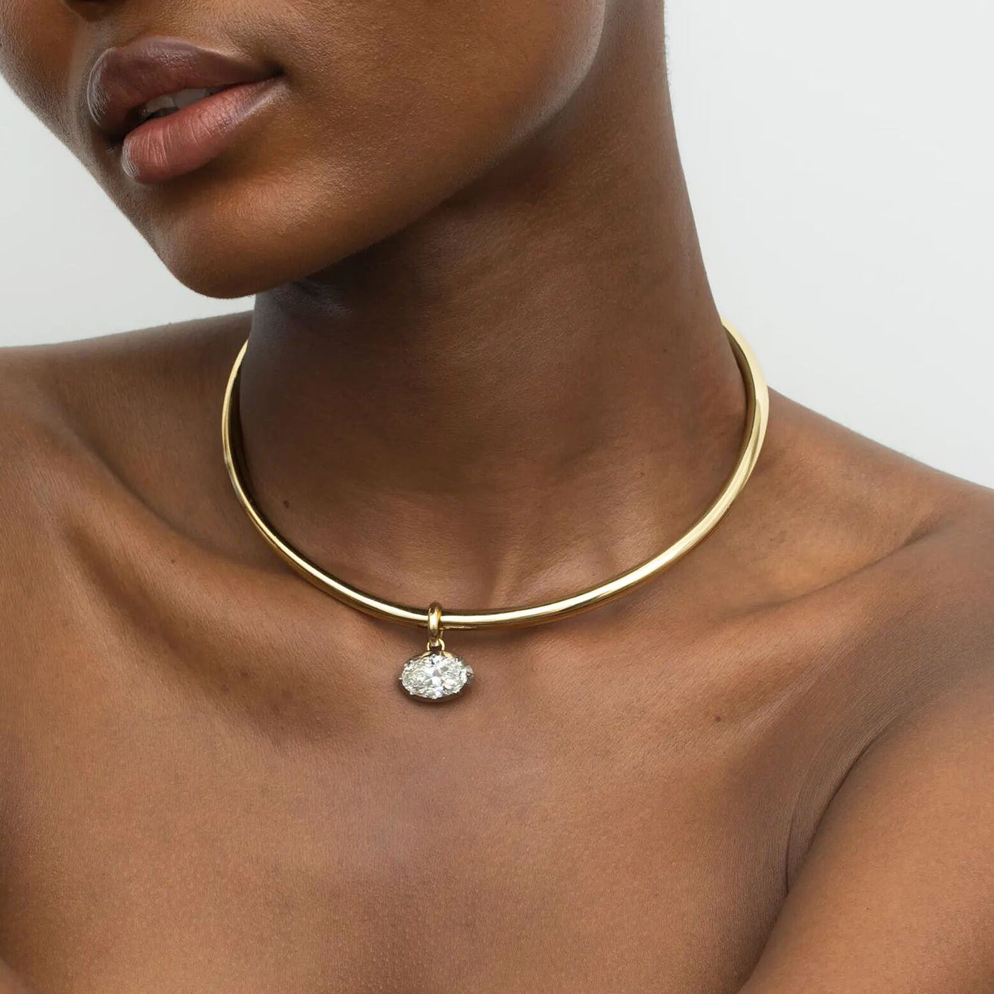 Oval Cut Diamond Bezel Setting Torque Necklace