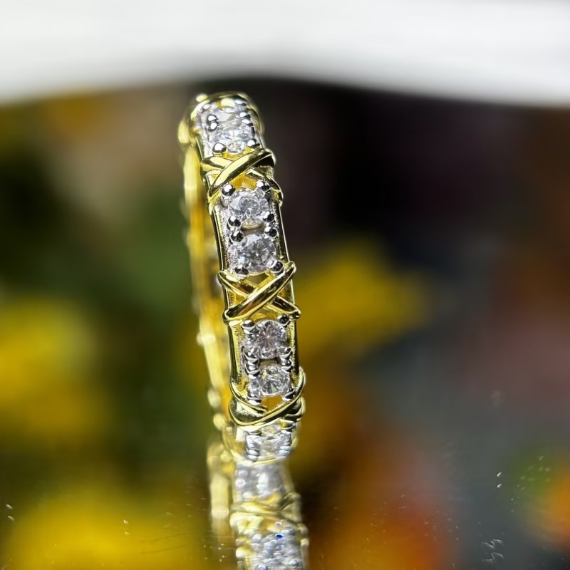 Luxury 16-stone Diamond Ring In Gold Plating