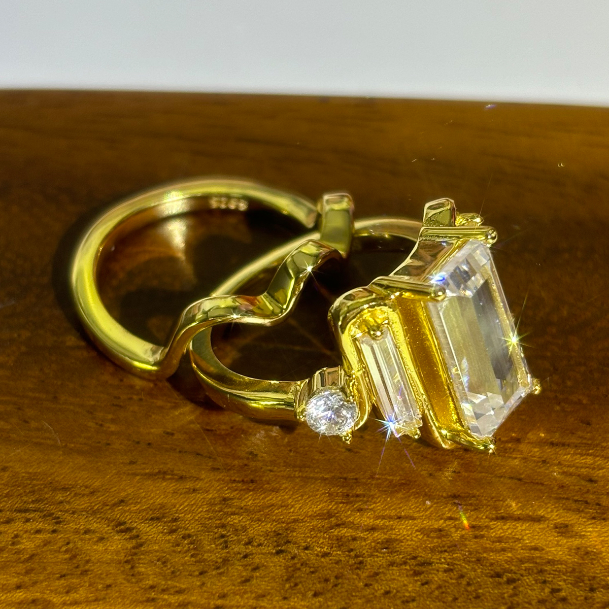 Ribbon Design 1.83ct Baguette Cut White Sapphire Wedding Set