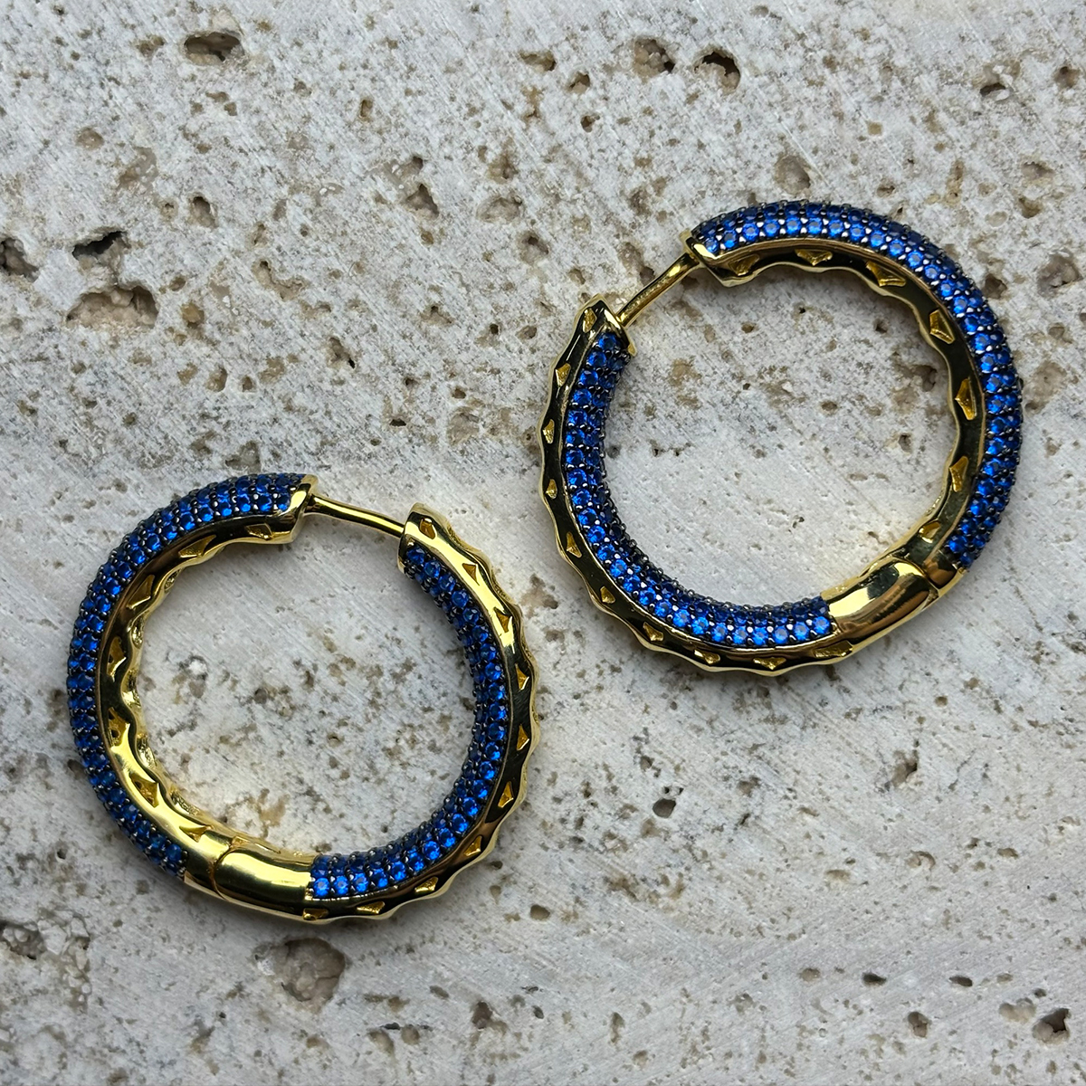 Round Cut Blue Sapphire Earrings