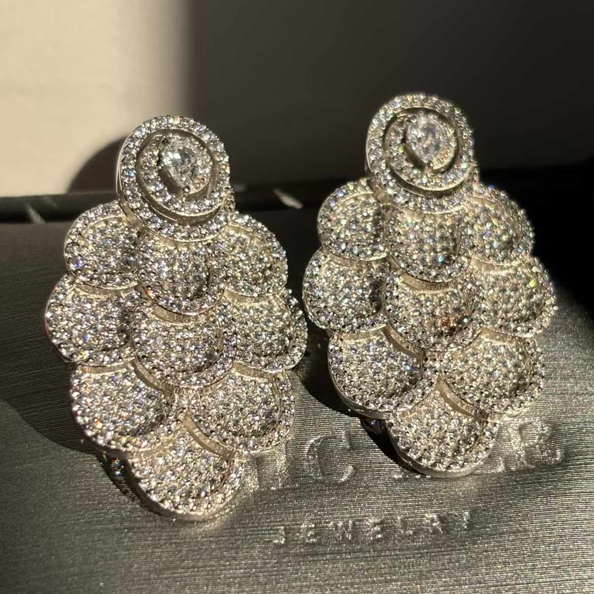 Pavé Disc Cluster Drop Earrings (Dual-Tone Options: Rose Gold & White Gold)