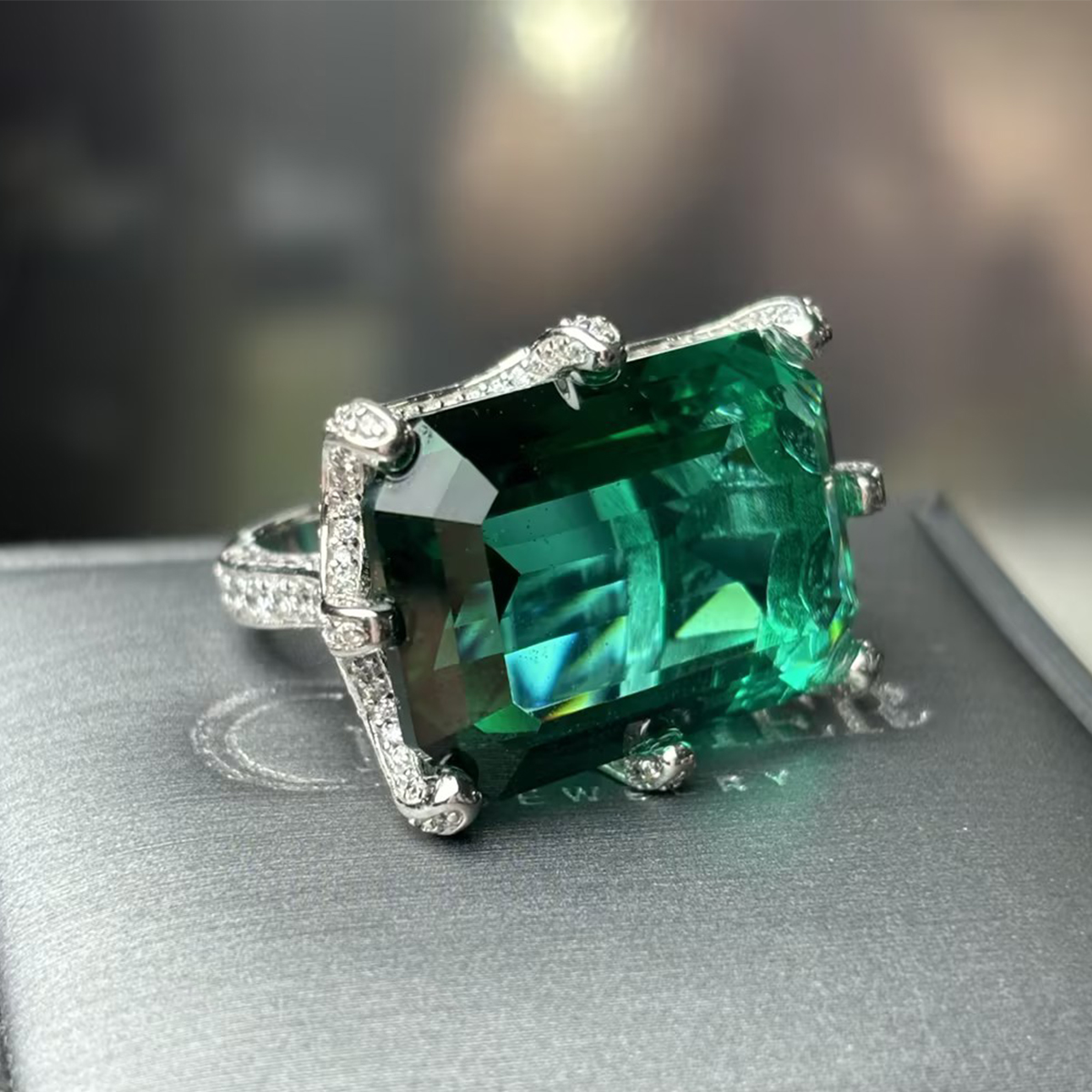 8ct Emerald Cut Vivid Green Emerald Statement Ring