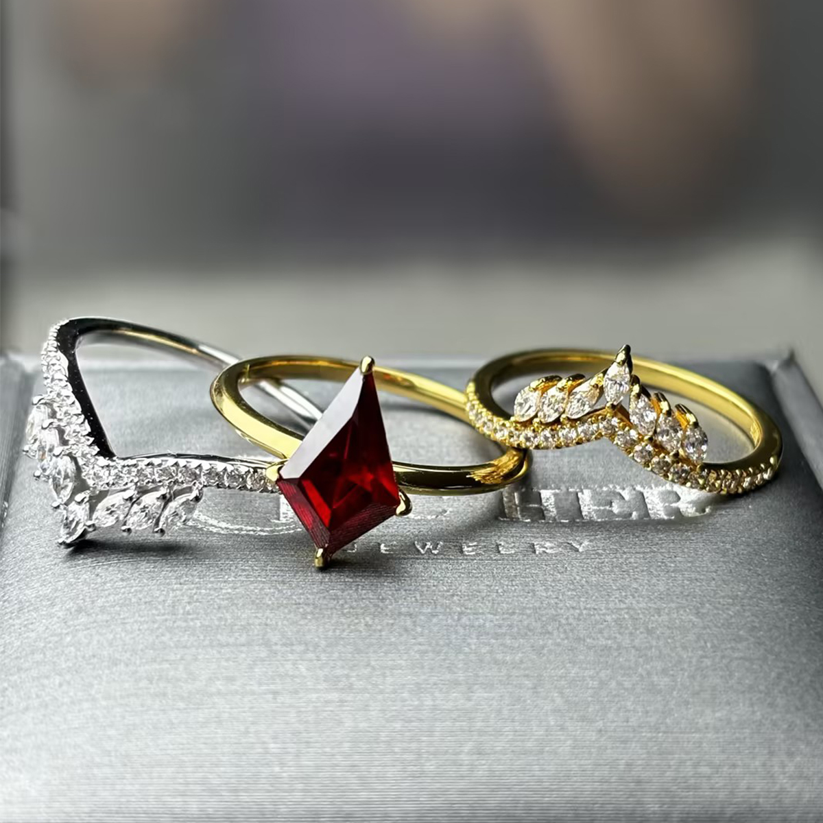 3ct Kite-cut Ruby Sapphire Engagement Ring Set / 3-Piece
