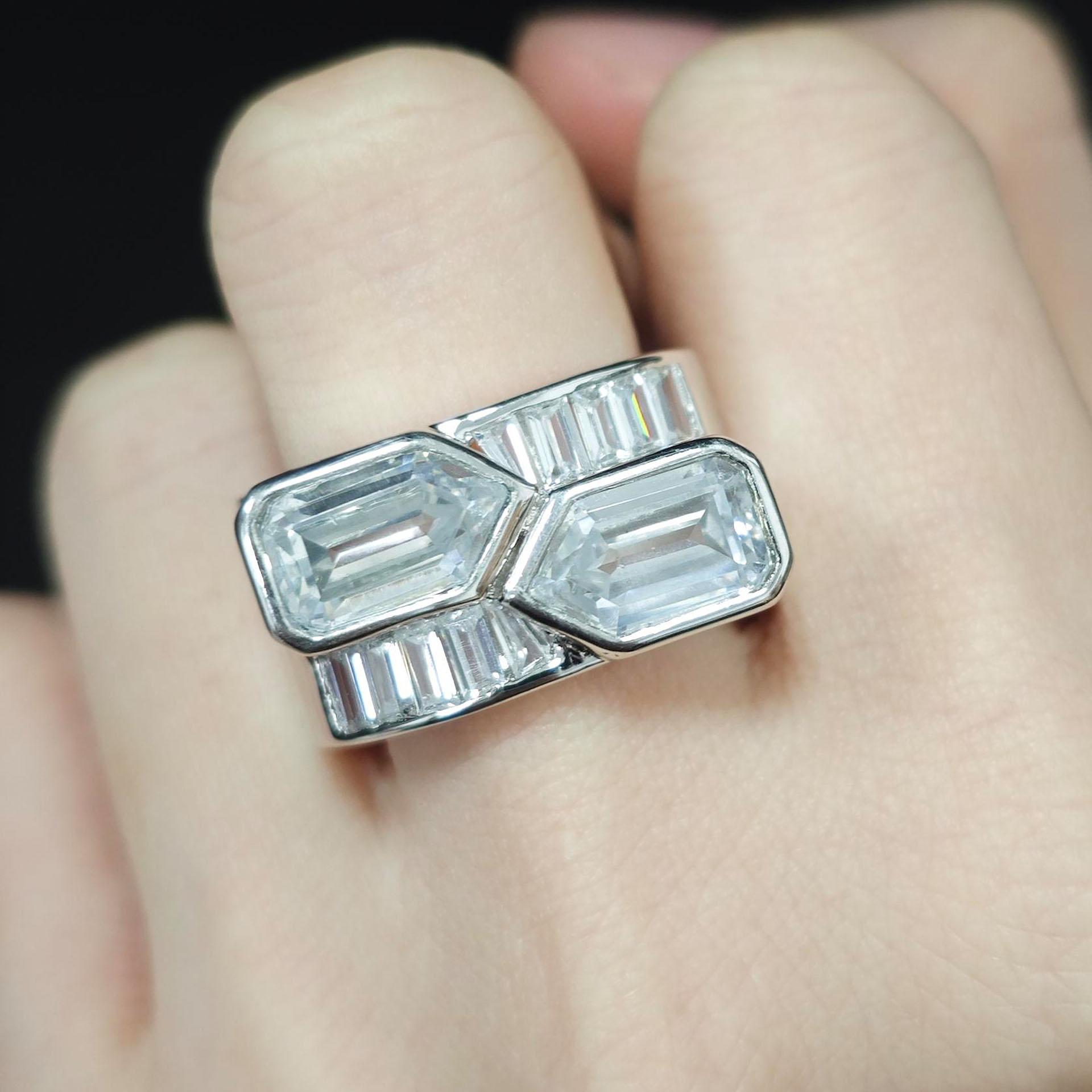 5.25ct Bezel Setting Multi-cut White Sapphire Ring in Silver
