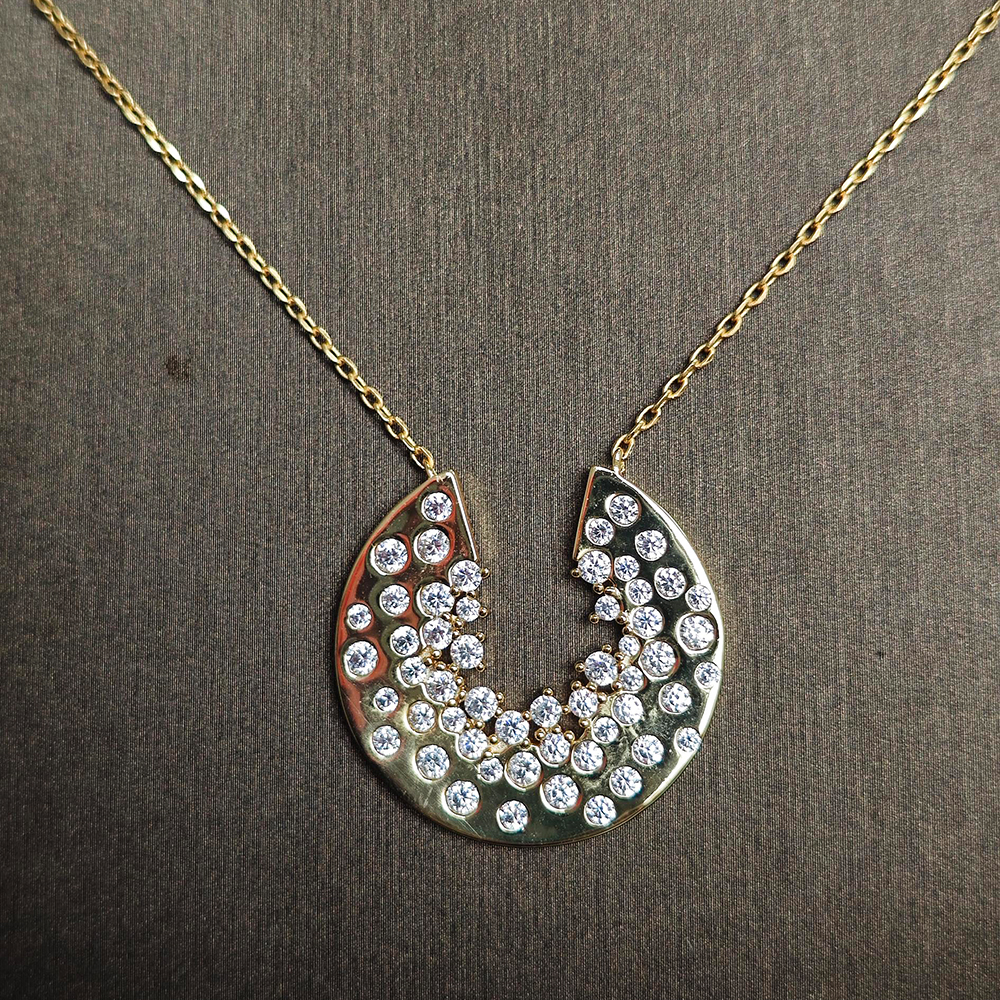 Round Cut White Sapphire Scattered Diamond Discs Necklace