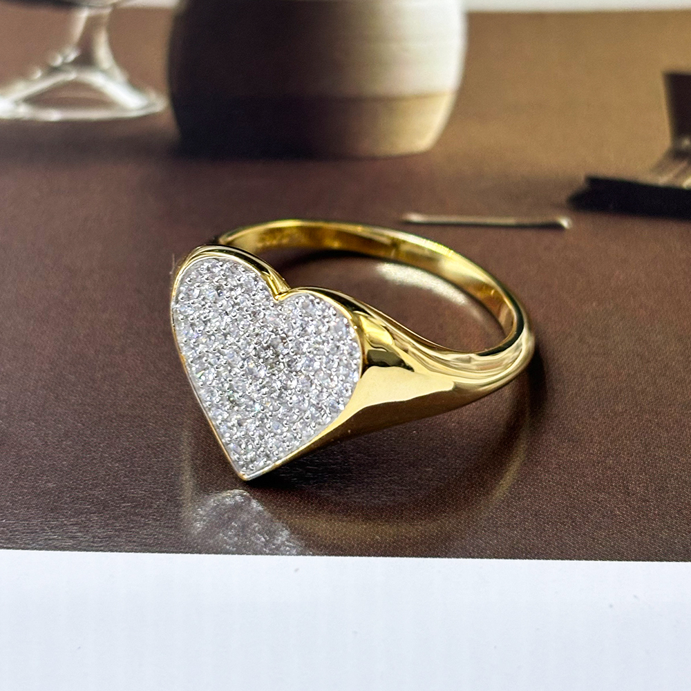 Pave Setting Love Heart Shape Gold Ring