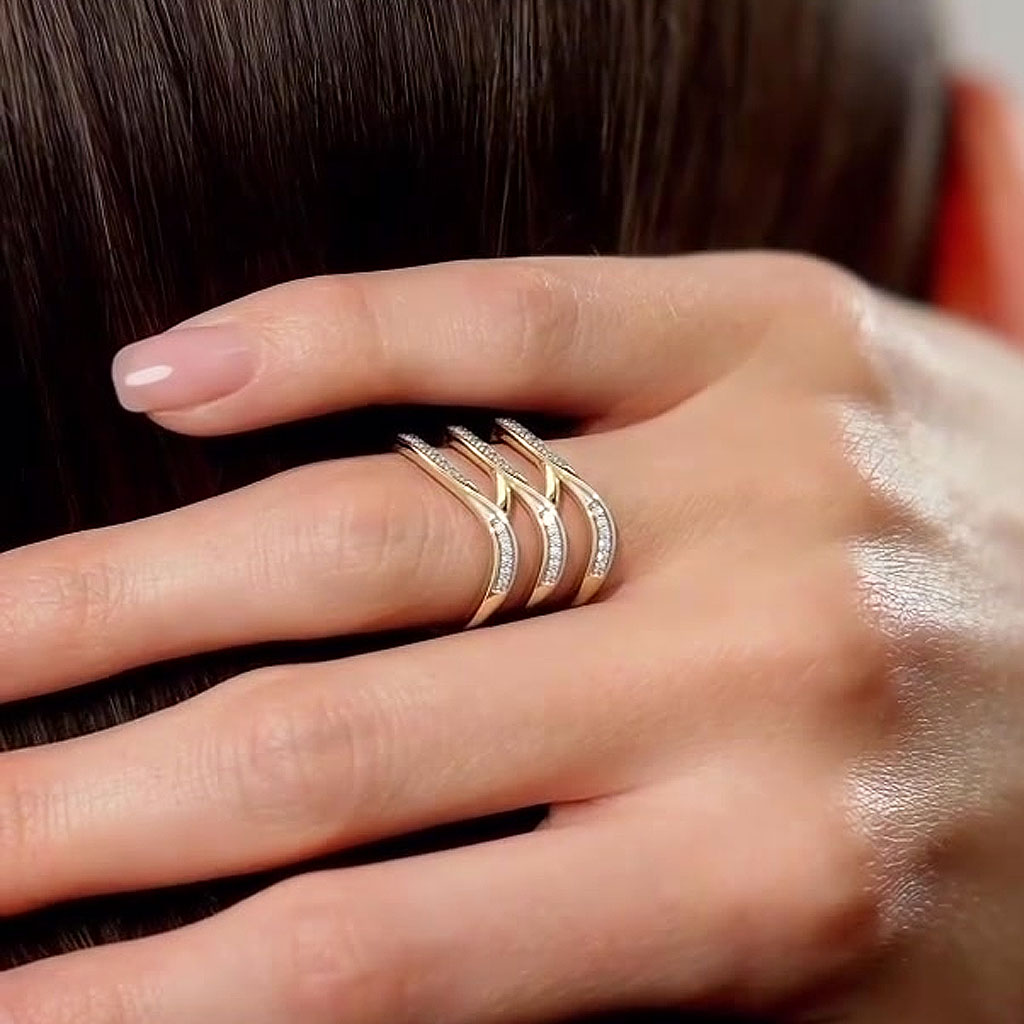 1.8ct Ripple Design Art Deco Diamond Ring