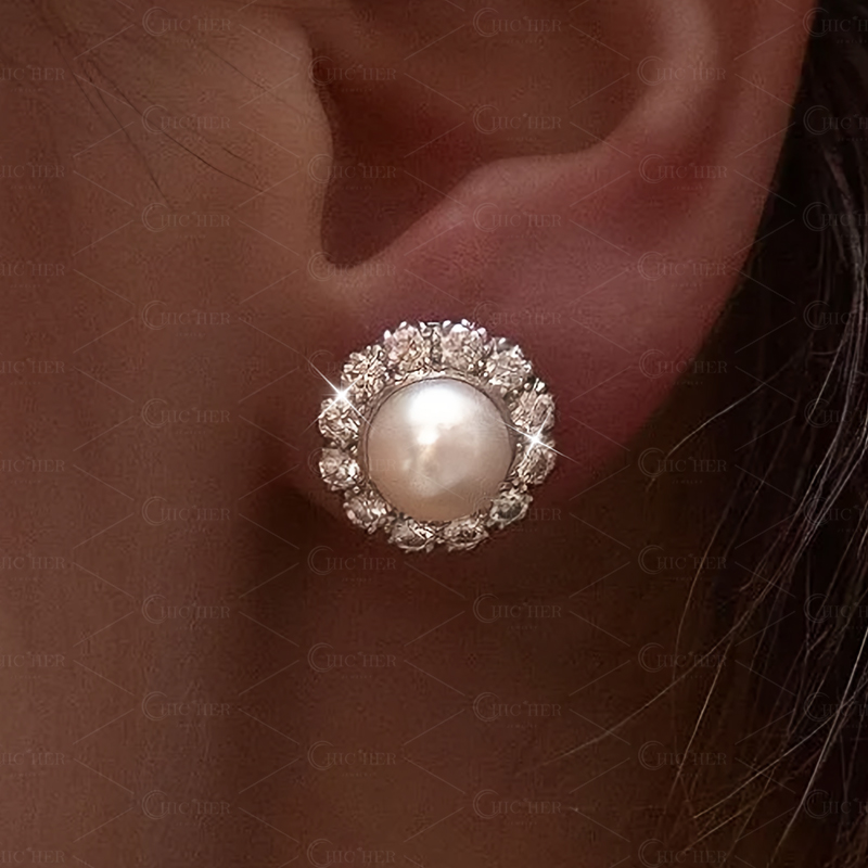 Fashion Pearl Stud Earrings