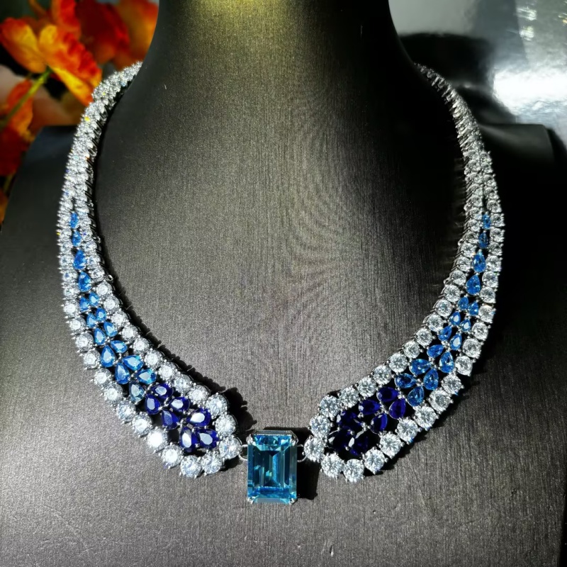 Luxury Aquamarine Choker Necklace For Women