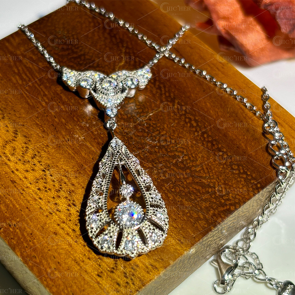 Art Deco Round Cut Diamond Pendant Necklace