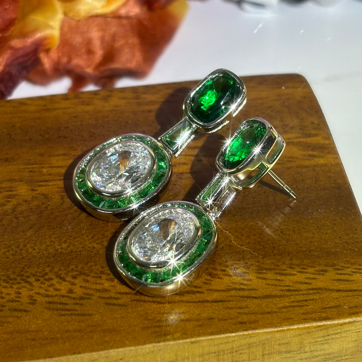 Art Deco Two Tone Yellow&Emerald Sapphire Dangle Earrings