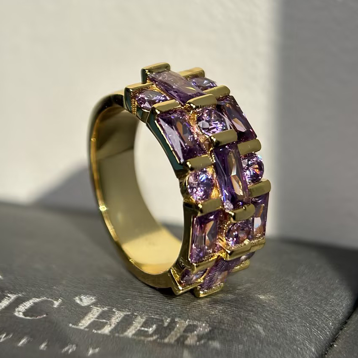 Vibrant Ombre 4.5 ctw Rectangle & Round Cut Purple Amethyst & Pink Sapphire Band