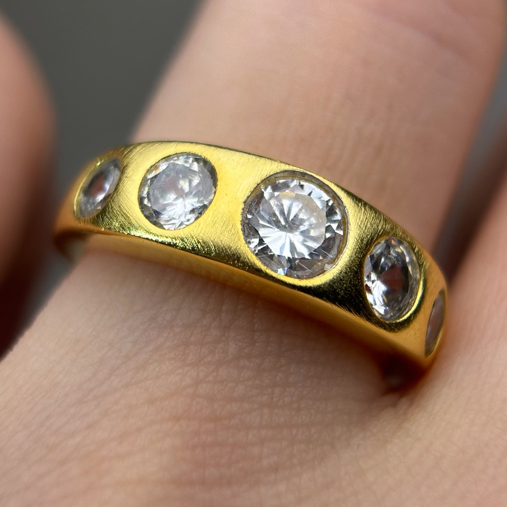 Graduated Old Mine Cut Diamond 5-Stone Band Ring