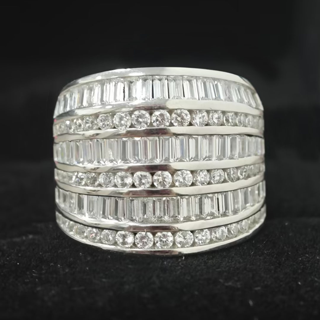 9.25ct Emerald&Round Cut White Sapphire Eternity Ring