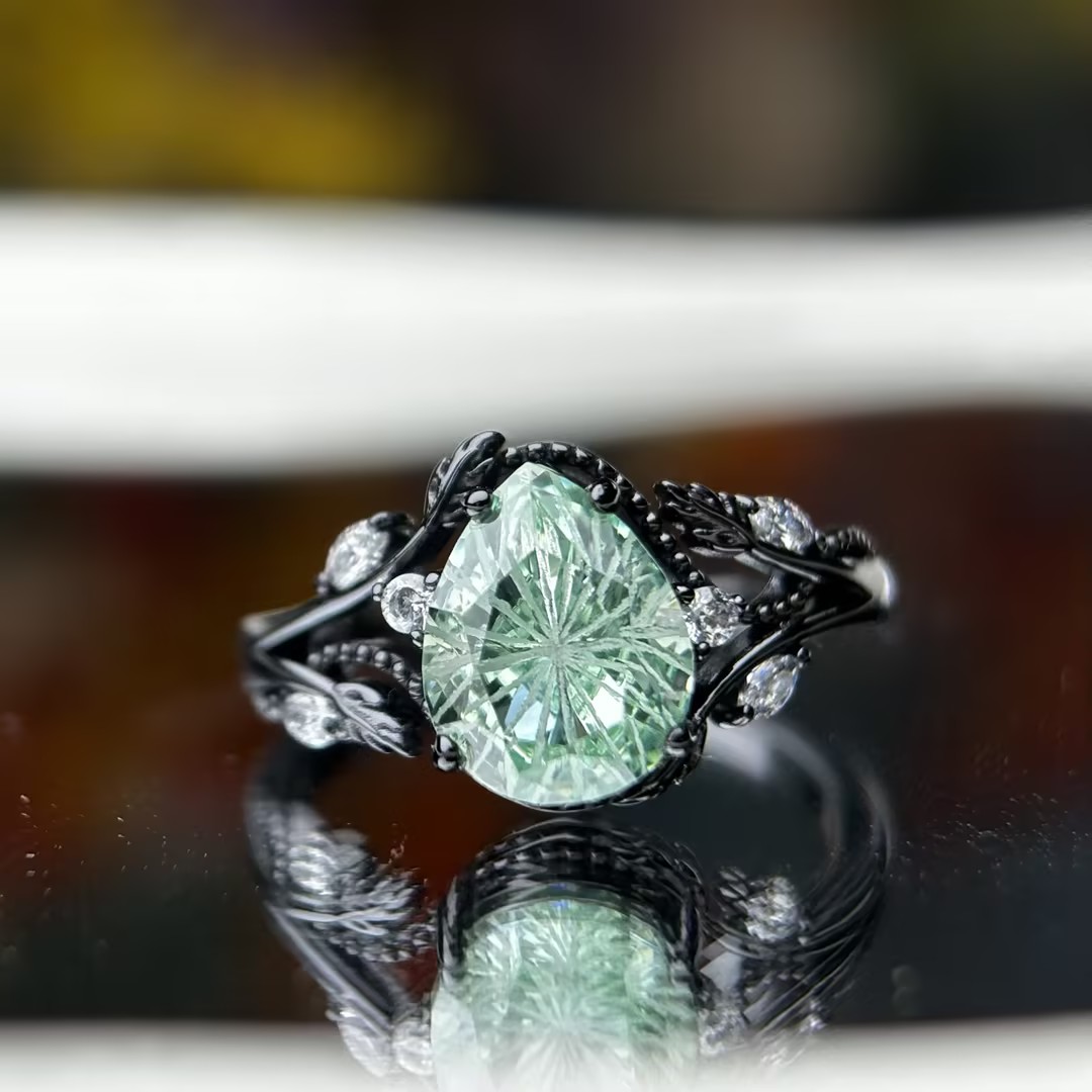 Art 3ct Fireworks Cut Green Sapphire Engagement Ring