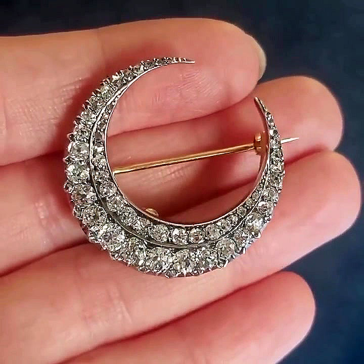 Round Cut White Sapphire Brooch