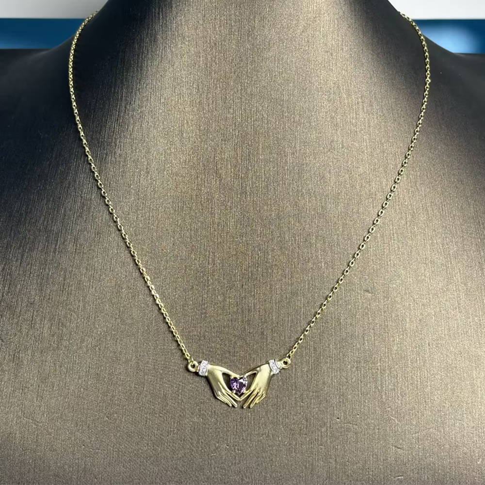 Lovely Hands Design Pendant Necklace