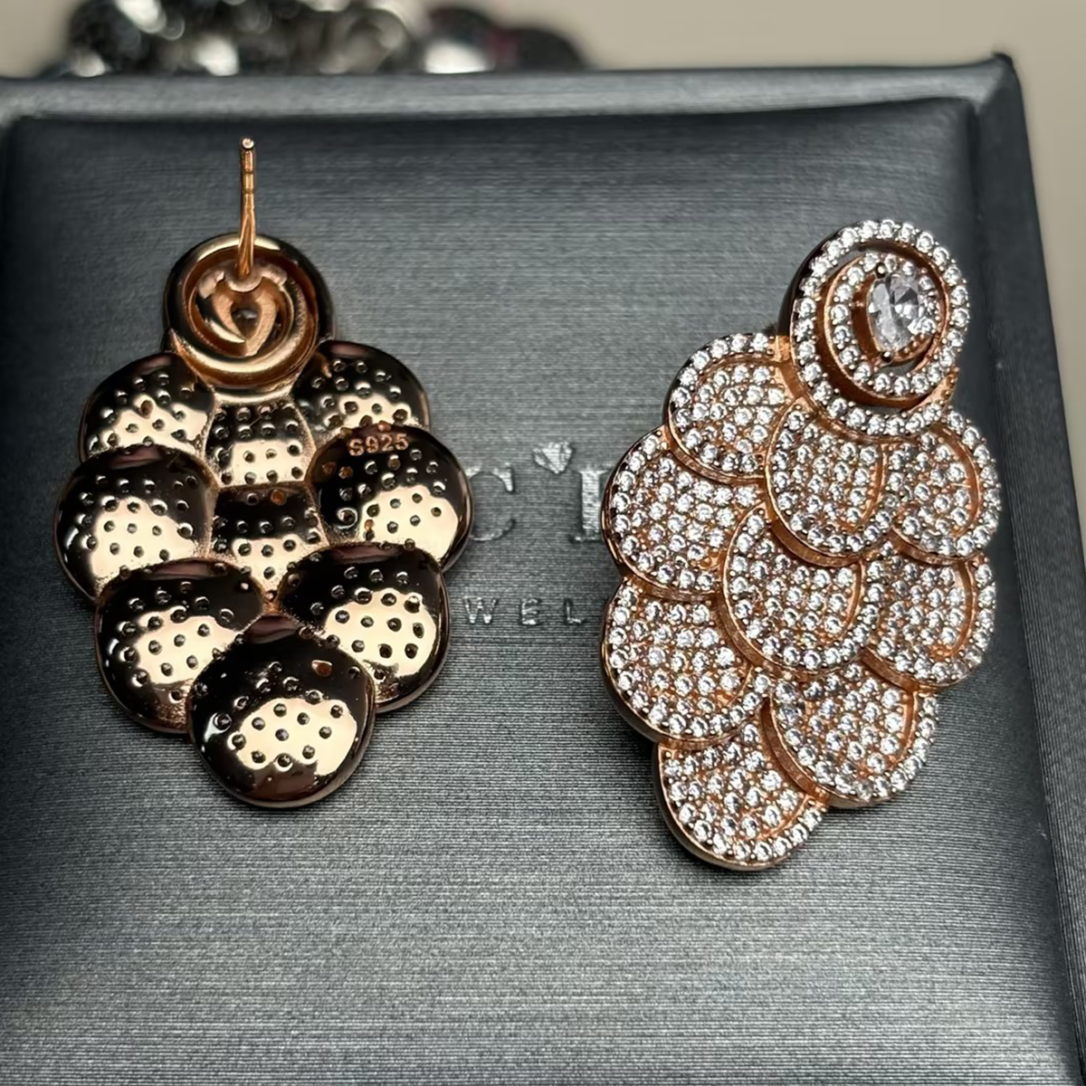 Pavé Disc Cluster Drop Earrings (Dual-Tone Options: Rose Gold & White Gold)