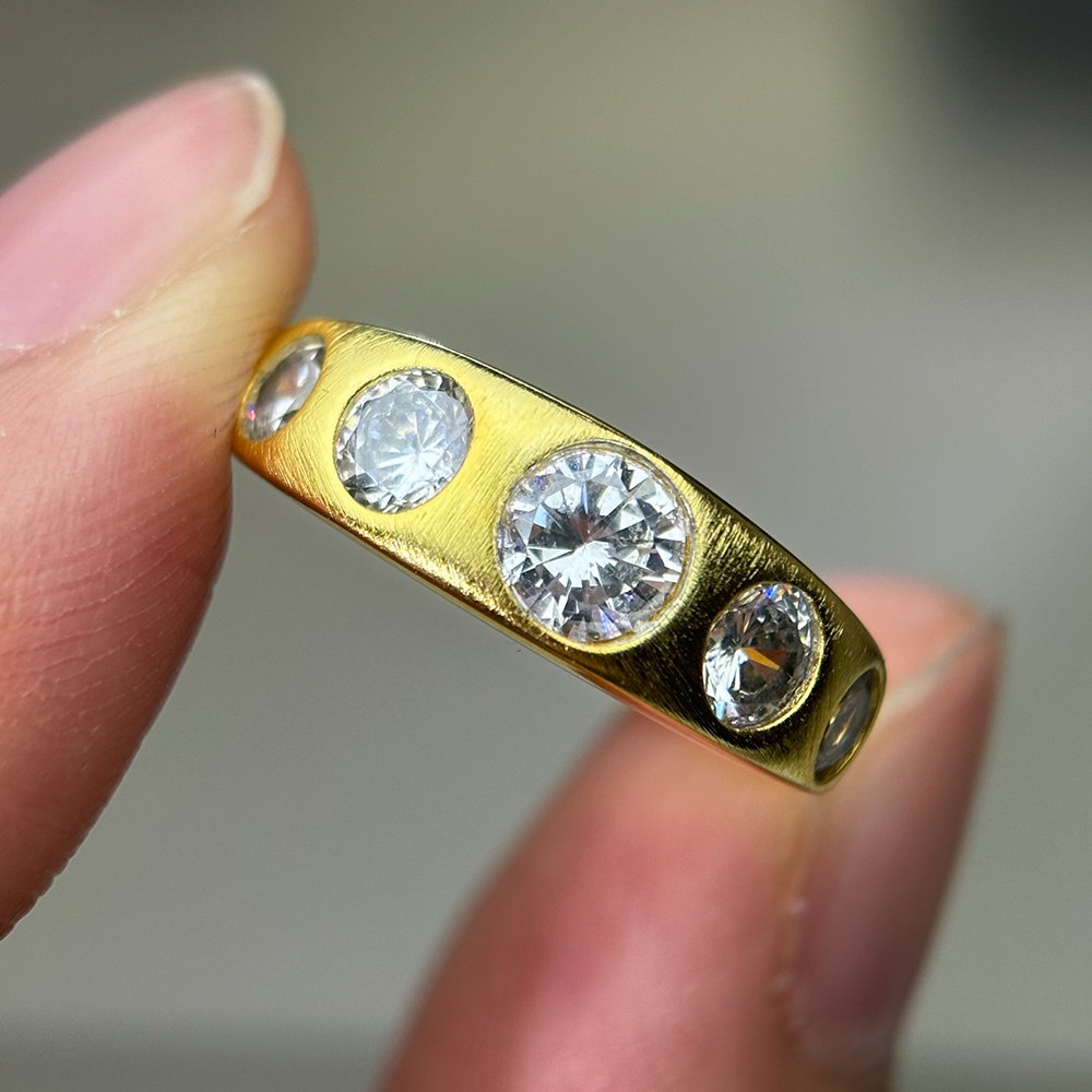Graduated Old Mine Cut Diamond 5-Stone Band Ring