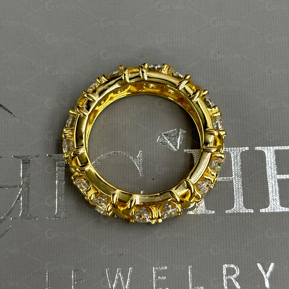 Luxury 16-stone Diamond Ring In Gold Plating