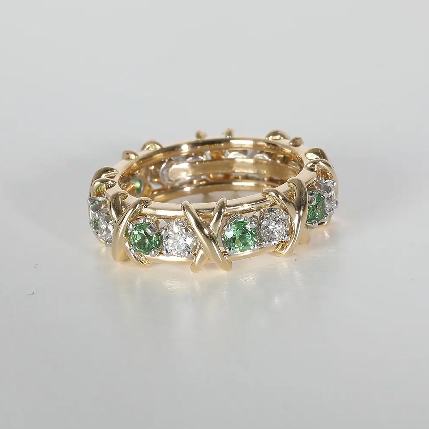 Luxury 16-Stone Emerald Sapphire Eternity Ring For Ladies