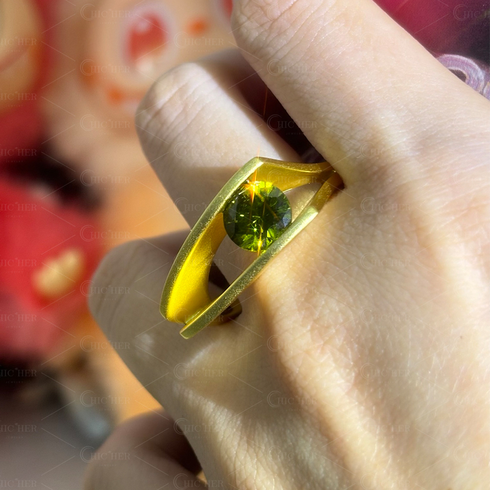 Tension Setting 1.5ct Peridot Sapphire Split Shank Engagement Ring