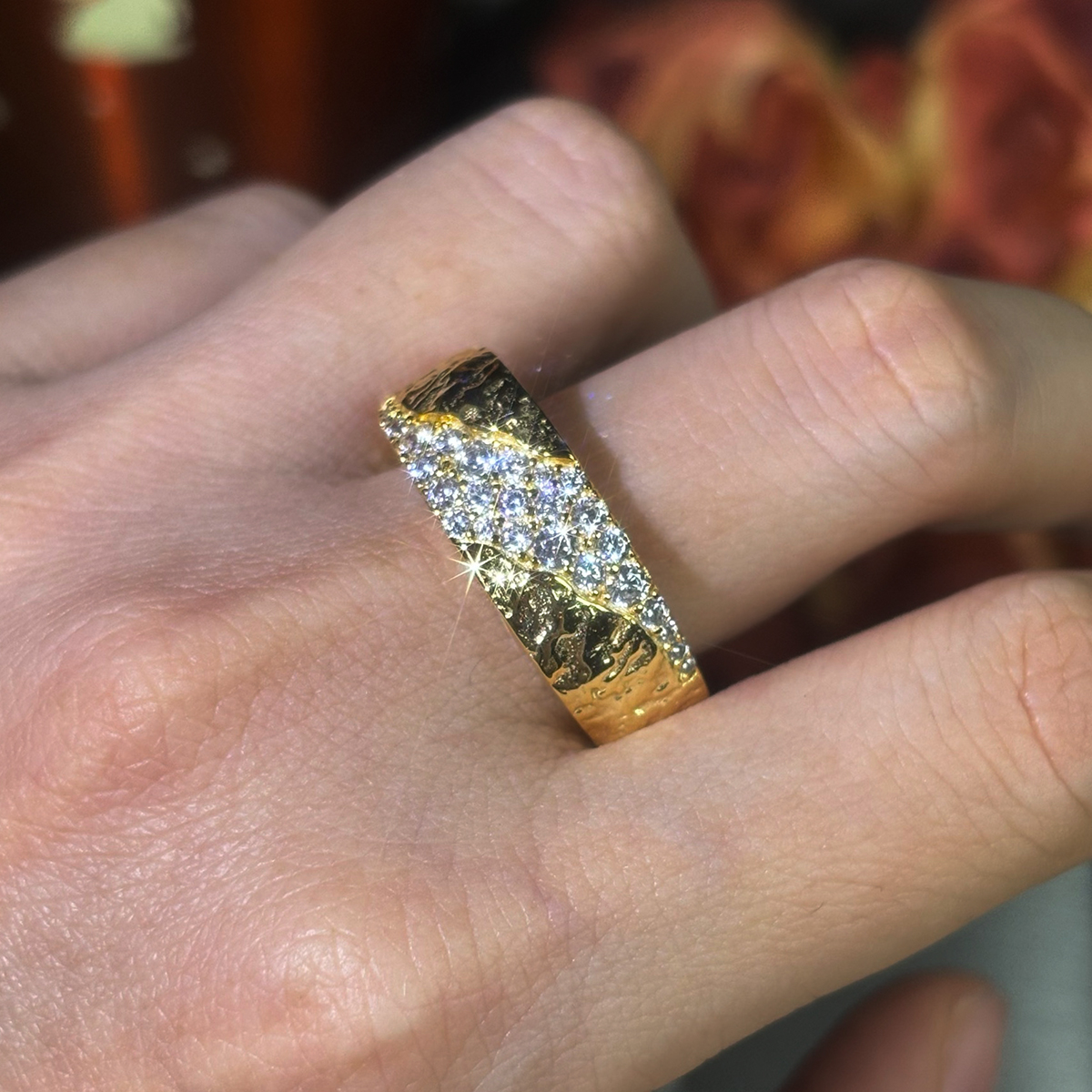 Genderless Gold Irregular Texture Diamond Wedding Band