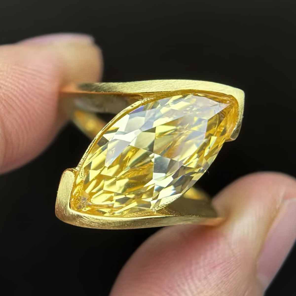 10ct Marquise Cut Yellow Sapphire Solitaire Ring