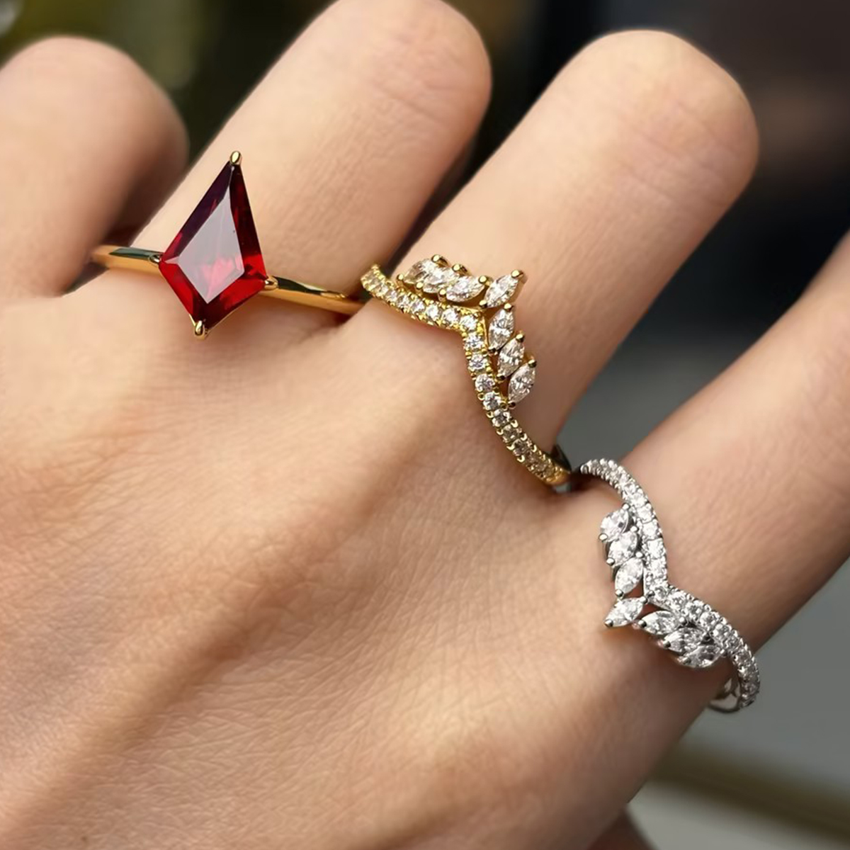 3ct Kite-cut Ruby Sapphire Engagement Ring Set / 3-Piece