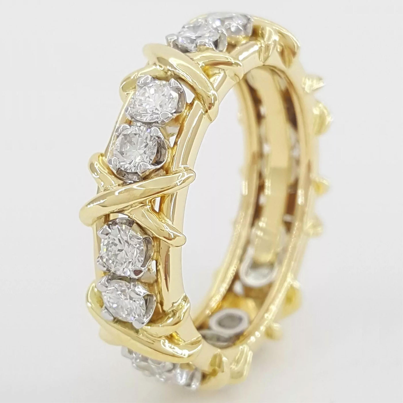 Luxury 16-stone Diamond Ring In Gold Plating