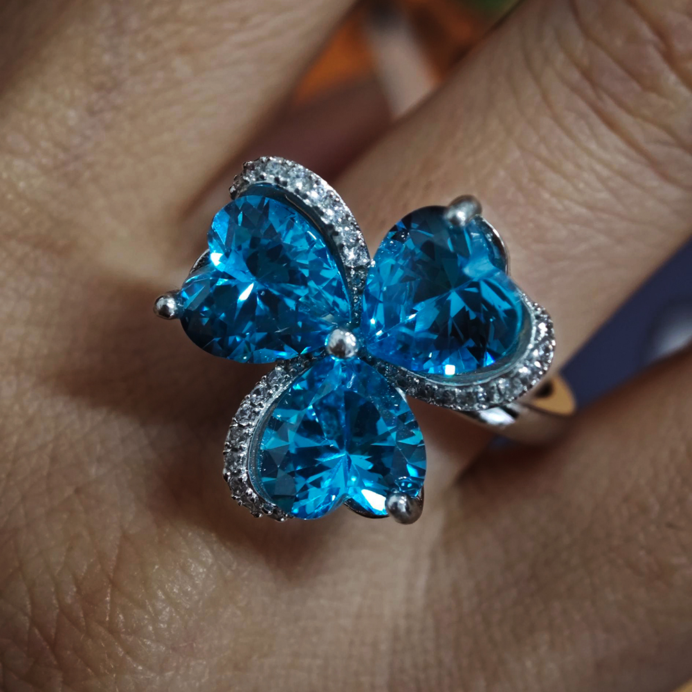 3.25ct Leaf Clover Aquamarine Sapphire Engagement Ring