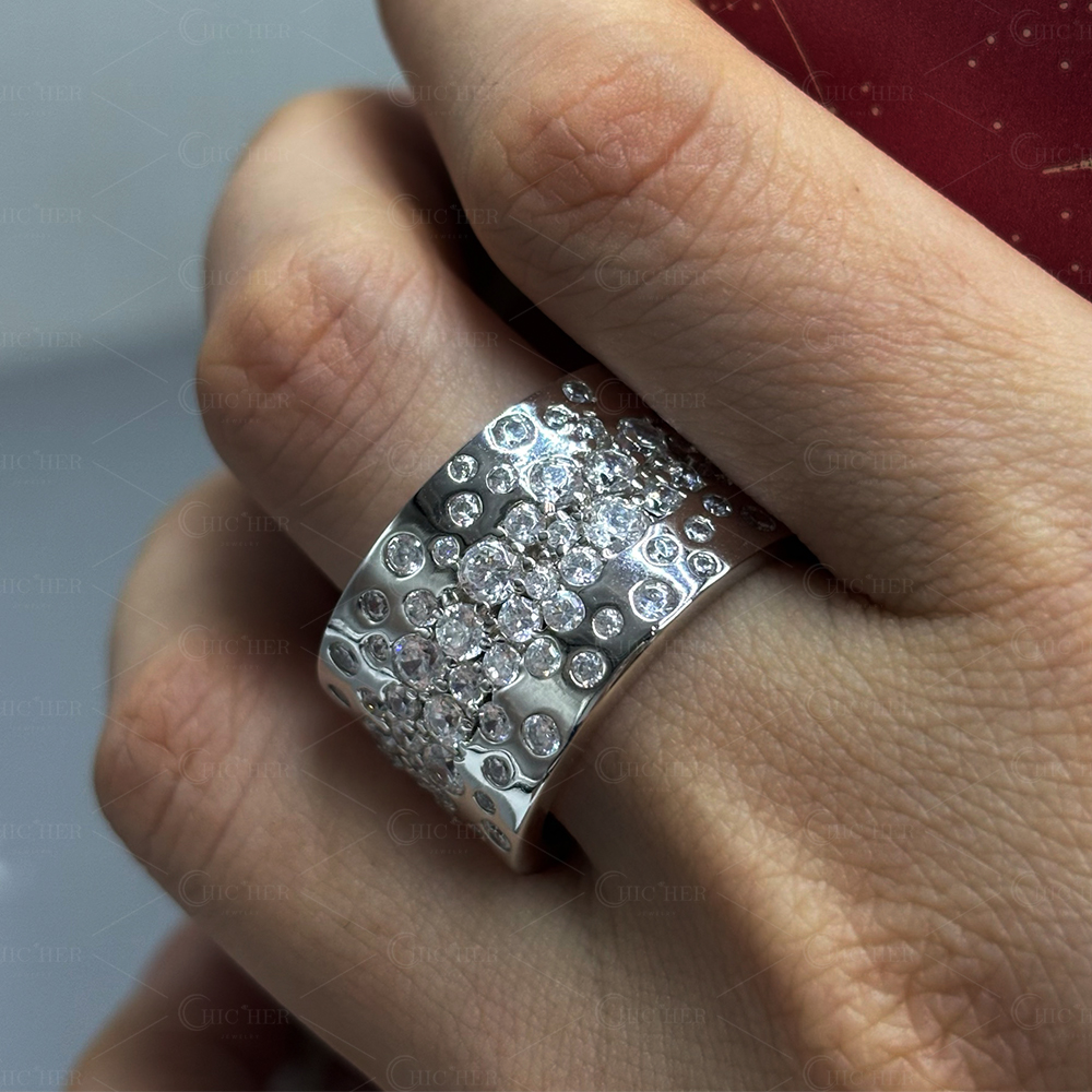 1.84ct Round Cut Scattered Diamond Wedding Band