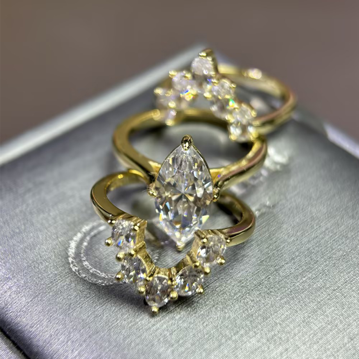 3ct Crown Design Marquise Cut White Sapphire Halo Ring Set / 3pcs