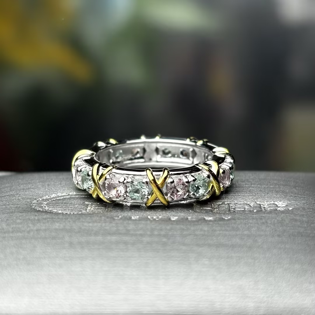 Luxury 16-stone Pink & Aquamarine Sapphire Band