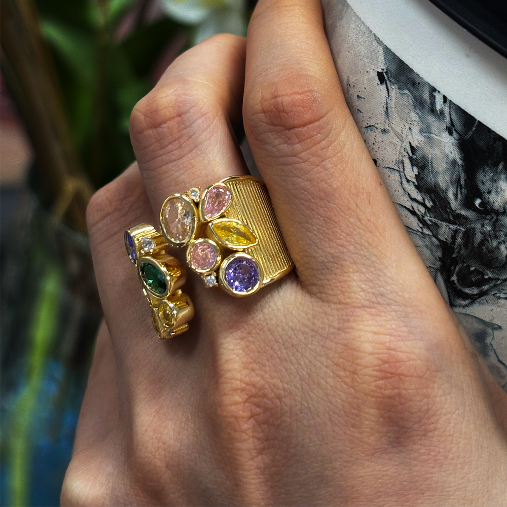 2.35ct Oval cut  Rainbow Sapphire Cocktail Ring