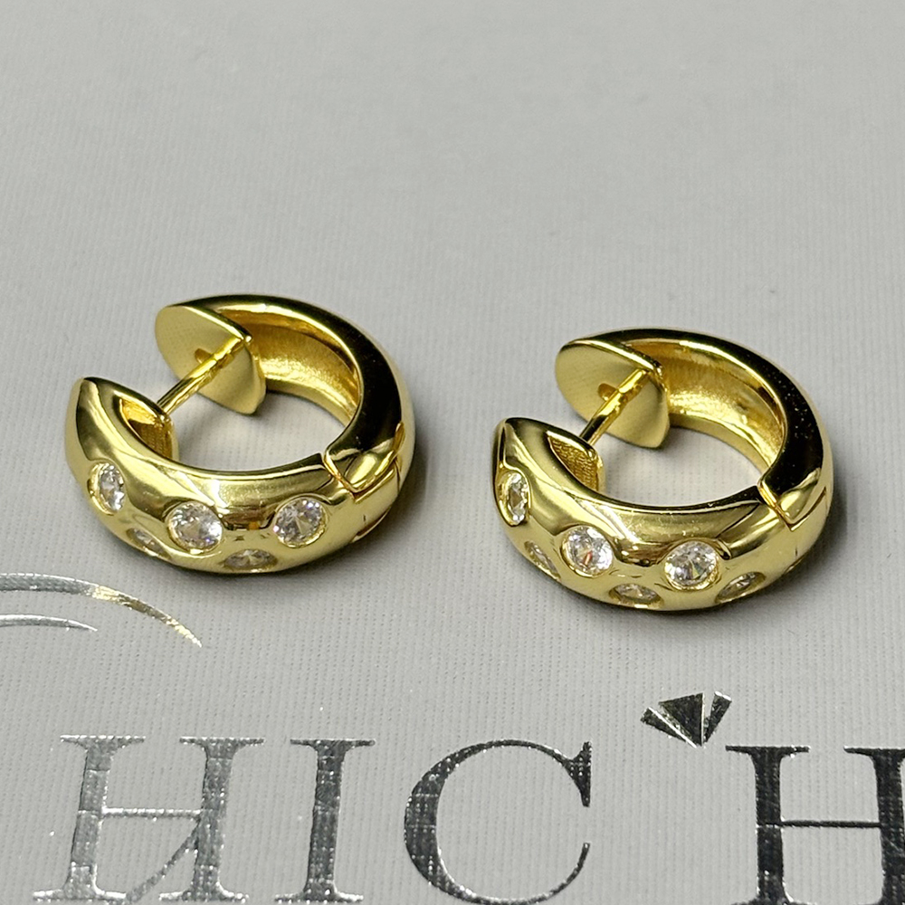 Round Cut Scattered Diamond Huggie Earrings