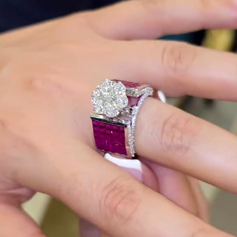 0.75ct Round Cut White Sapphire Engagement Ring