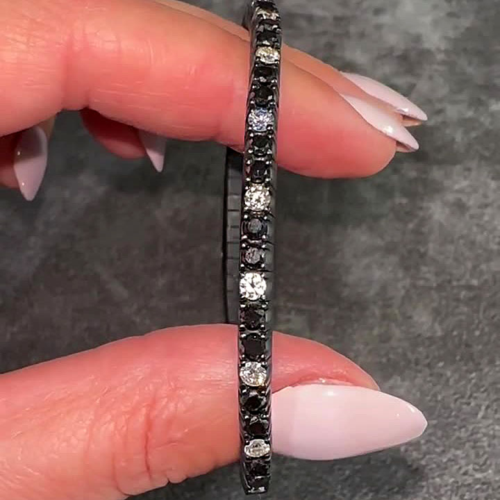 Round Cut Black&White Sapphire Men's Bracelet