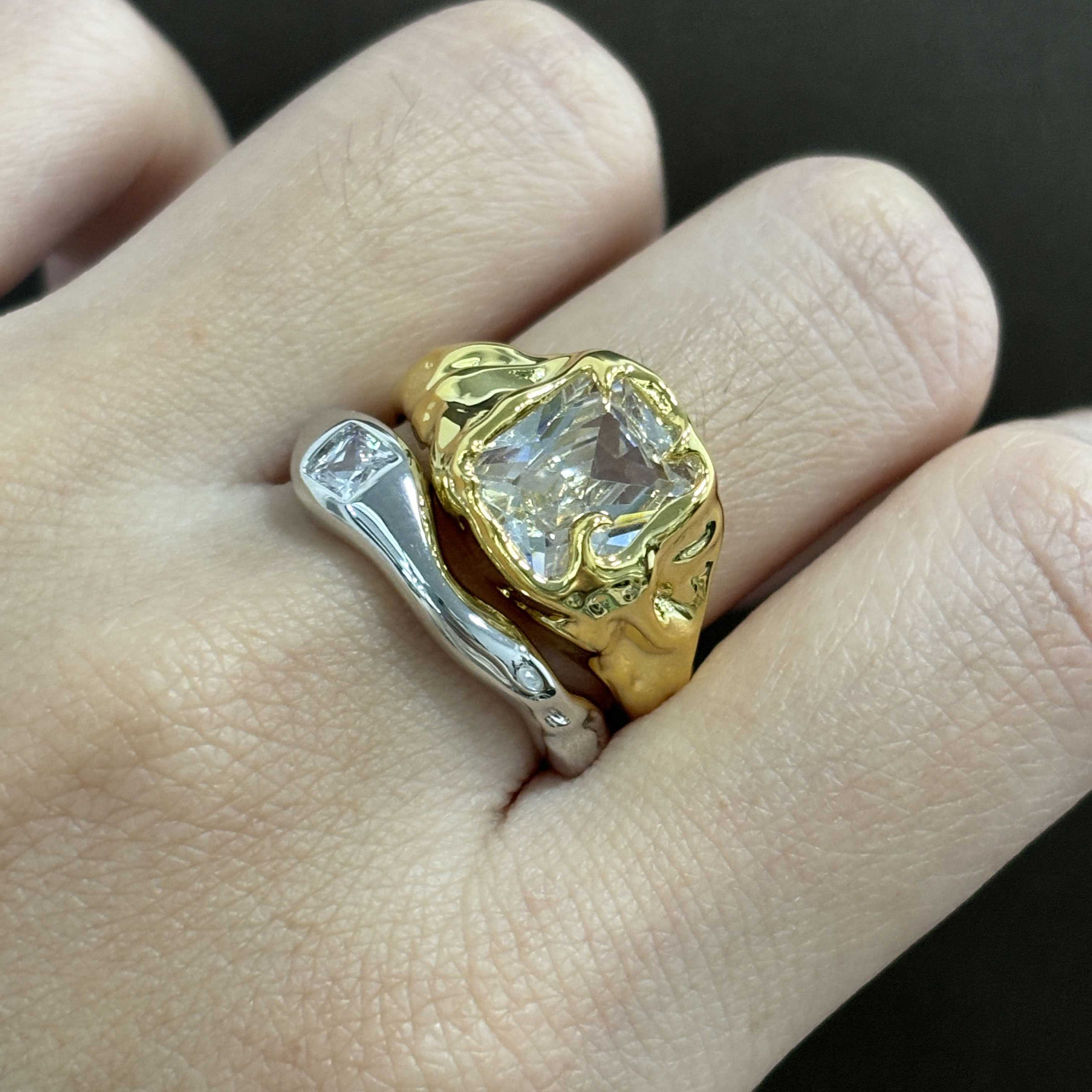 Art Deco Design 4ct Radiant Cut White Sapphire Ring Set