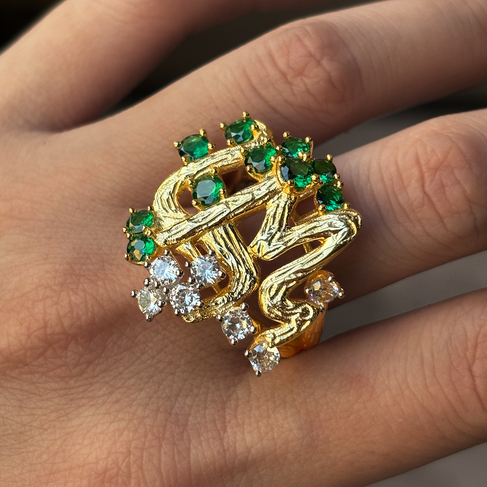 Antique diamond& Emerald Cocktail Ring