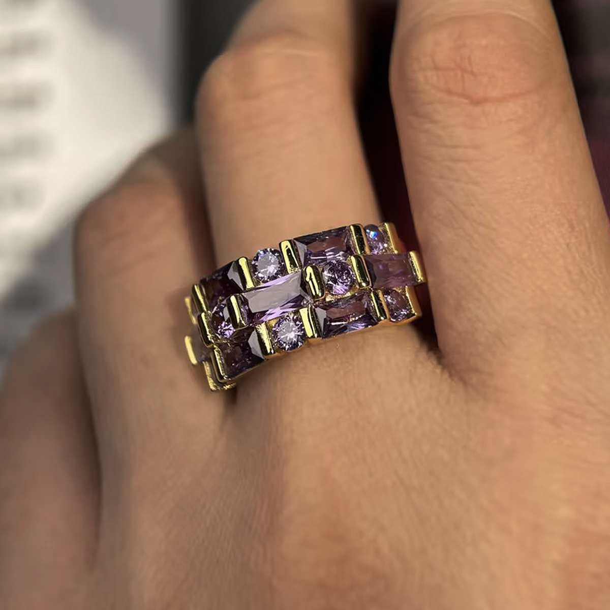 Vibrant Ombre 4.5 ctw Rectangle & Round Cut Purple Amethyst & Pink Sapphire Band