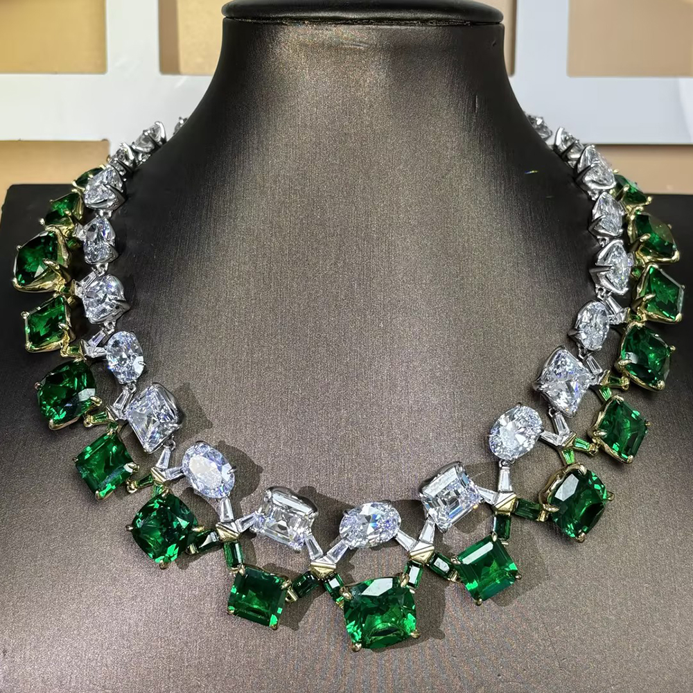 Multi-cut Emerald&White Sapphire Necklace