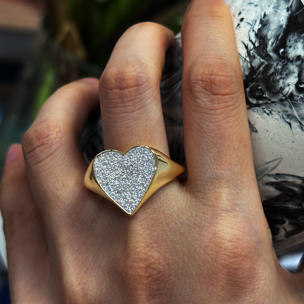Pave Setting Love Heart Shape Gold Ring
