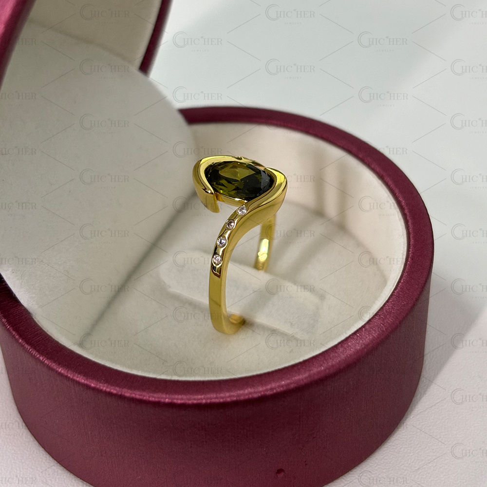 Bypass Design 4ct Oval Cut Tourmaline Green Sapphire Engagement Ring