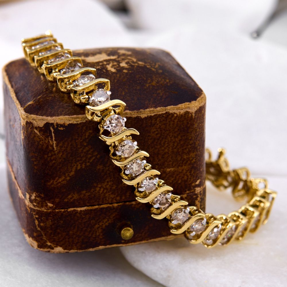 S Link Round Cut Diamond Bracelet
