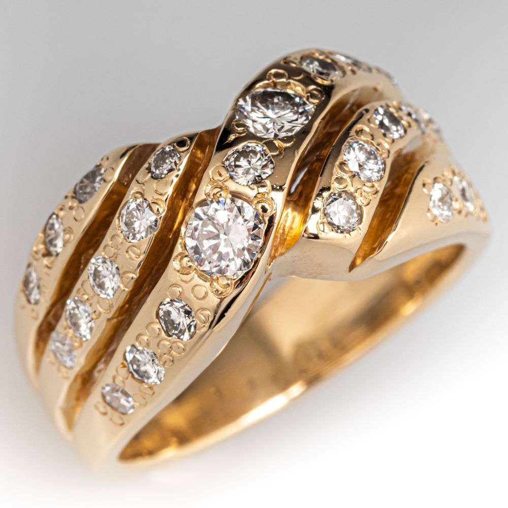 Twist Design 1ct Round Cut Diamond Wedding Band