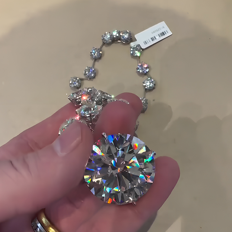 Brilliant Round Cut White Sapphire Pendant Necklace