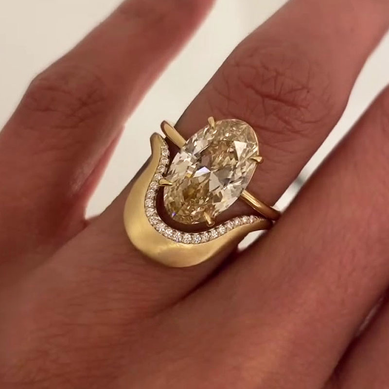 4ct Oval Cut White Sapphire Wedding Set