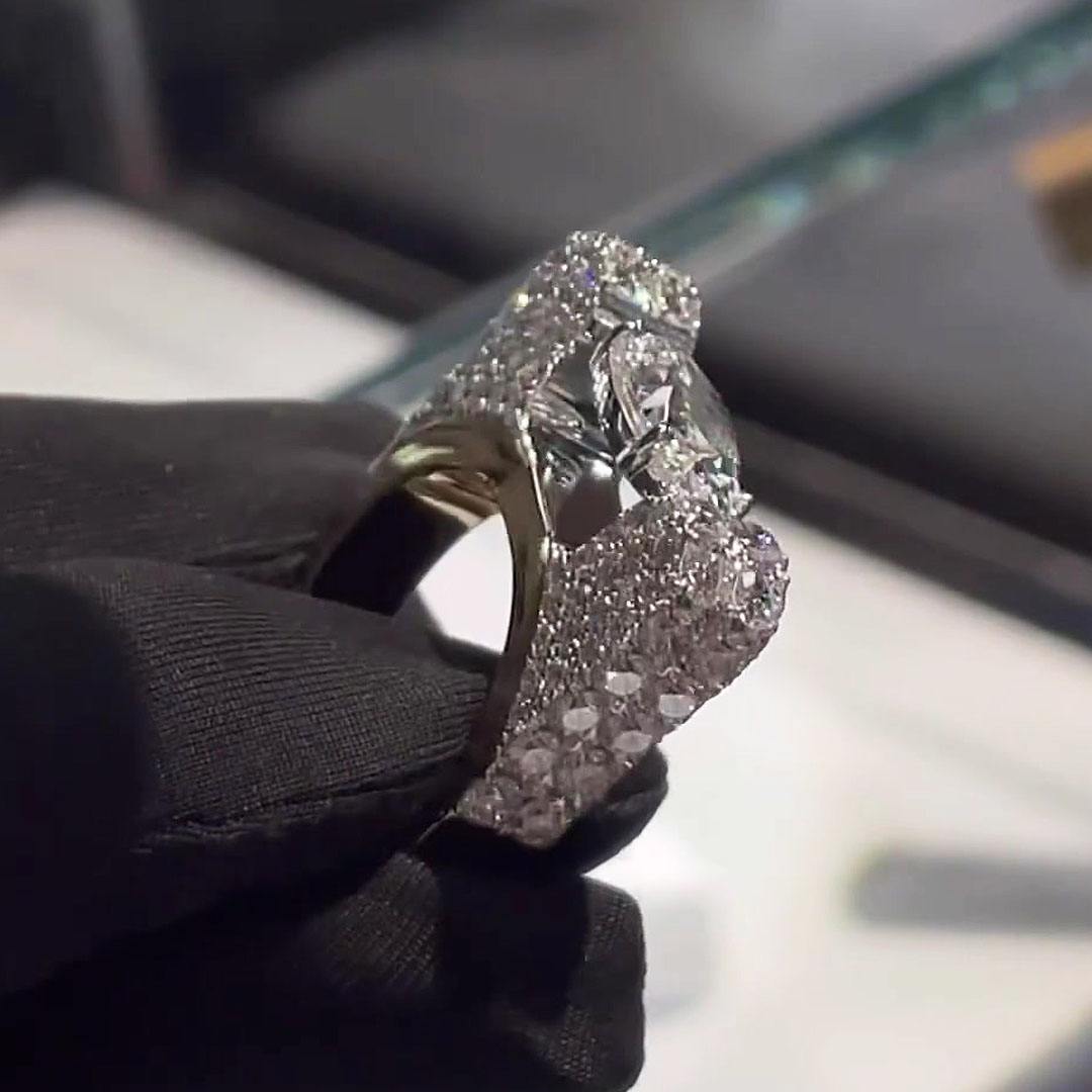 5.45ct Prong Setting Oval Cut White Sapphire Engagement Ring