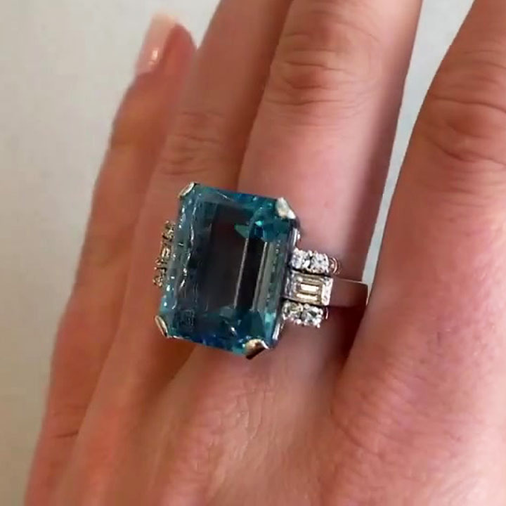 10ct Emerald Cut Aquamarine Sapphire Engagement Ring